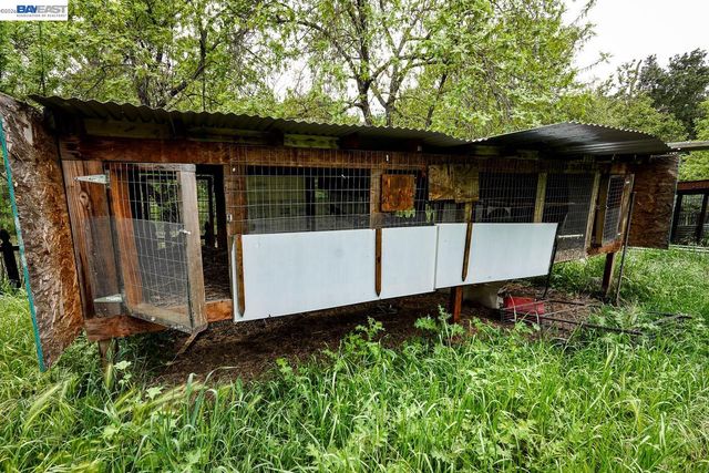 6115 Morgan Territory Rd, Clayton, CA 94517