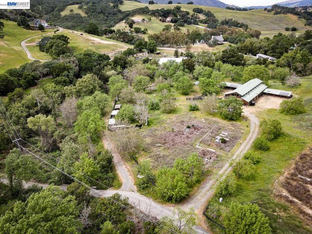 6115 Morgan Territory Rd, Clayton, CA 94517