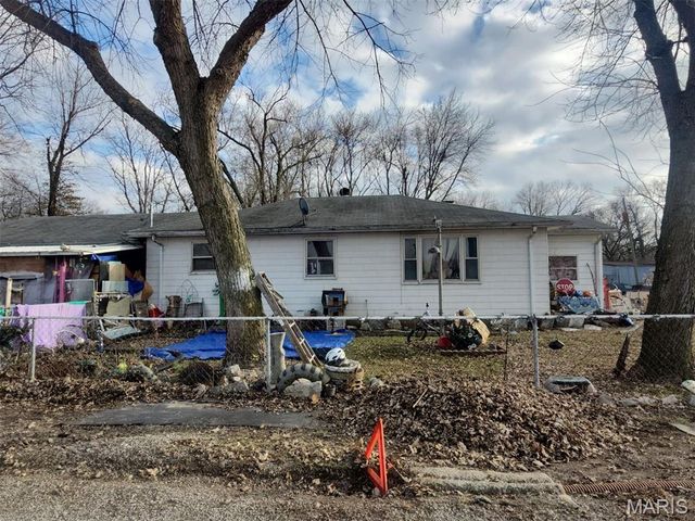 124 S 7th Street, East Carondelet, IL 62240