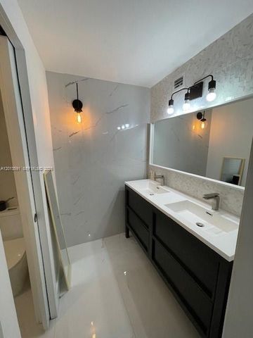 3026 Day Ave 3026, Miami, FL 33133
