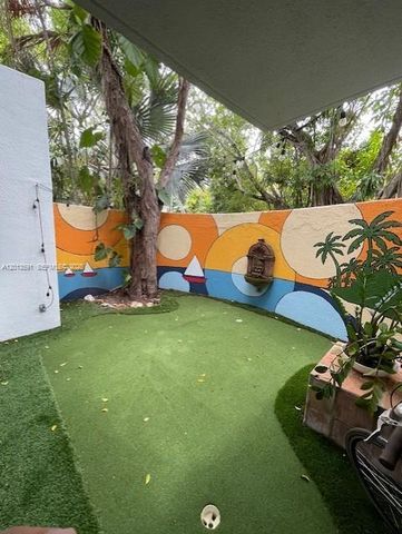 3026 Day Ave 3026, Miami, FL 33133