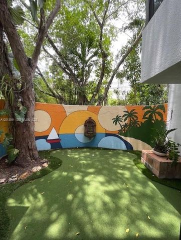 3026 Day Ave 3026, Miami, FL 33133