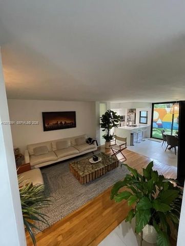 3026 Day Ave 3026, Miami, FL 33133