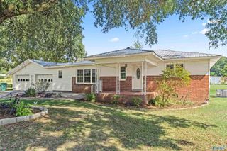 218 County Road 1194, Cullman, AL 35057