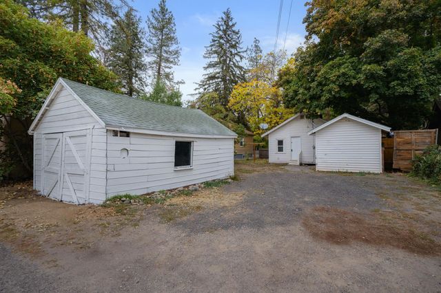 2911 W Garland Ave, Spokane, WA 99205