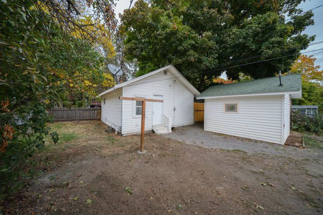 2911 W Garland Ave, Spokane, WA 99205