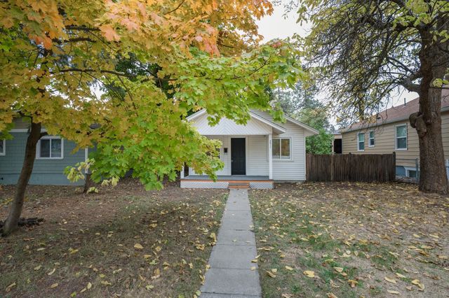 2911 W Garland Ave, Spokane, WA 99205