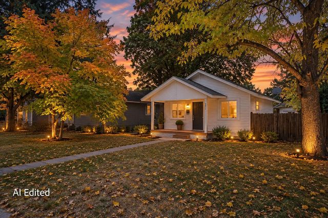 2911 W Garland Ave, Spokane, WA 99205