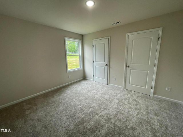 127 Oakfield Trace Drive, Four Oaks, NC 27524