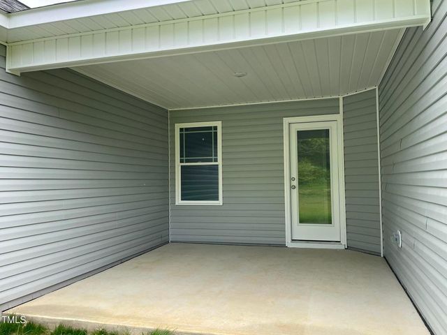 127 Oakfield Trace Drive, Four Oaks, NC 27524