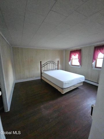 26 Lyman Street, Hoosick Falls, NY 12090