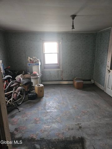 26 Lyman Street, Hoosick Falls, NY 12090