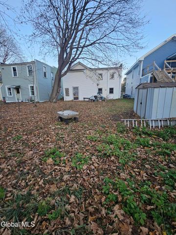 26 Lyman Street, Hoosick Falls, NY 12090