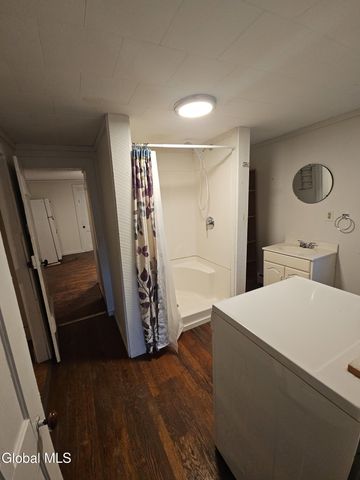 26 Lyman Street, Hoosick Falls, NY 12090