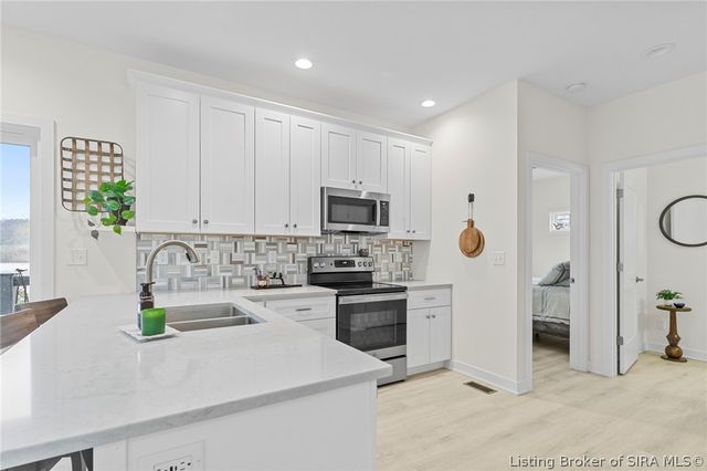 1010 E First Street, Madison, IN 47250