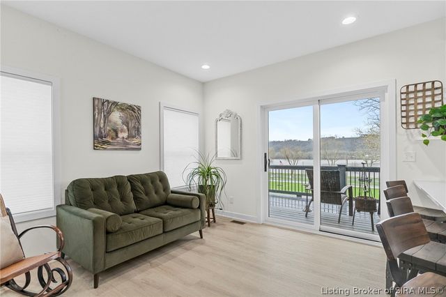 1010 E First Street, Madison, IN 47250