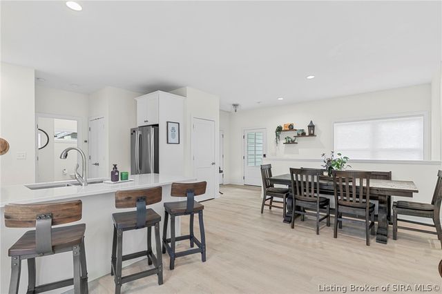 1010 E First Street, Madison, IN 47250