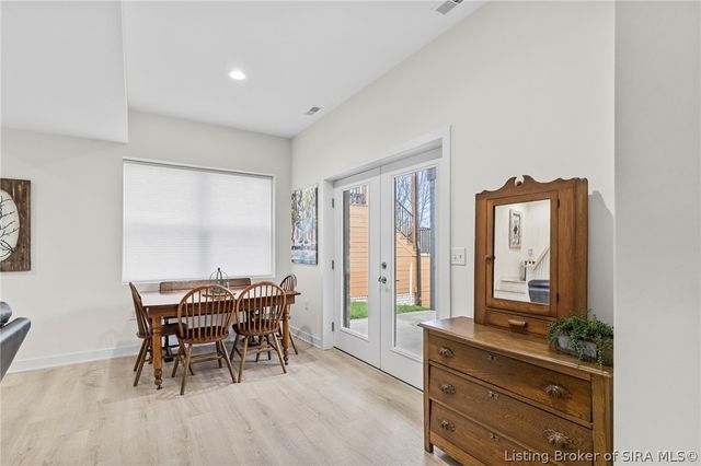 1010 E First Street, Madison, IN 47250