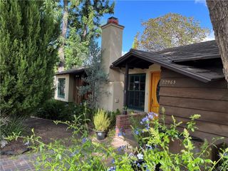 22963 Ostronic, Woodland Hills, CA 91367