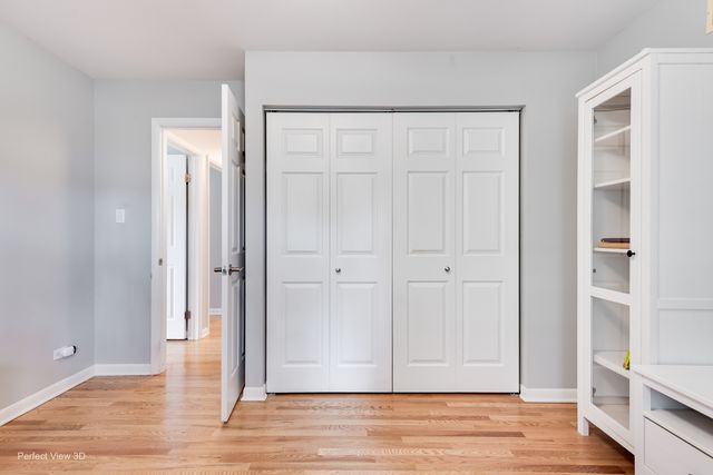 1003 W Hintz Road, Arlington Heights, IL 60004