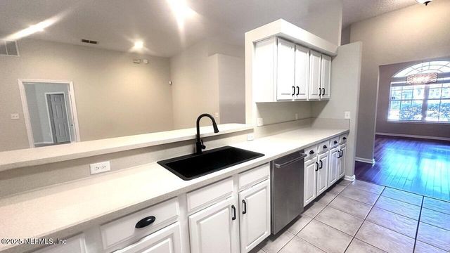 4721 E CATBRIER Court, Jacksonville, FL 32259