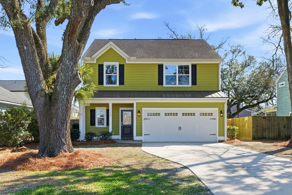 Image 2 of property listing at 1169 Sumner Avenue, North Charleston, SC 29406