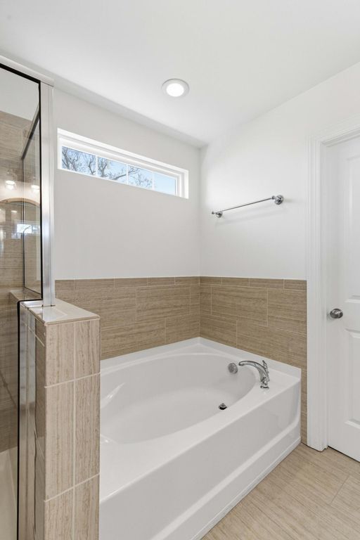 Image 27 of property listing at 1169 Sumner Avenue, North Charleston, SC 29406