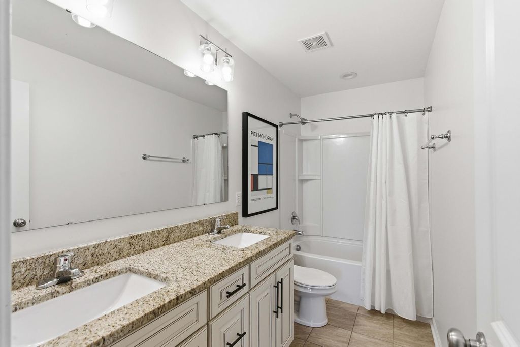 Image 34 of property listing at 1169 Sumner Avenue, North Charleston, SC 29406