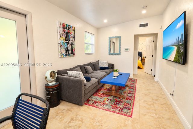 3296 William Ave, Miami, FL 33133