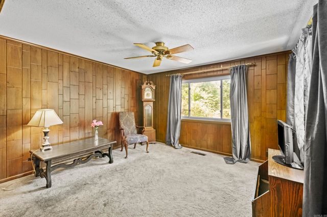 1621 Crestwood Road, North Little Rock, AR 72116