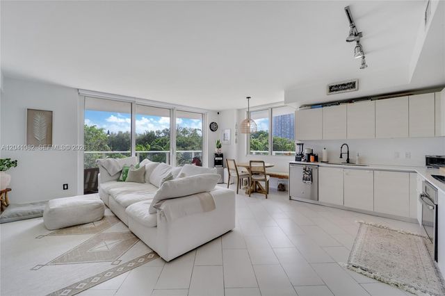 4250 Biscayne Blvd 301, Miami, FL 33137
