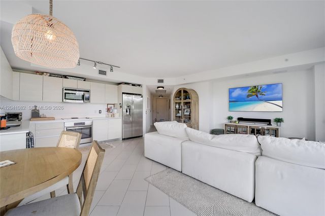 4250 Biscayne Blvd 301, Miami, FL 33137