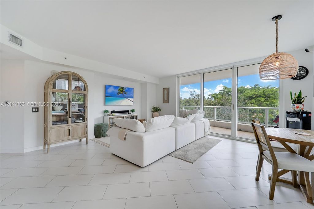 4250 Biscayne Blvd 301, Miami, FL 33137