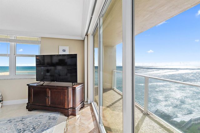 5440 N Ocean Drive 907, Singer Island, FL 33404