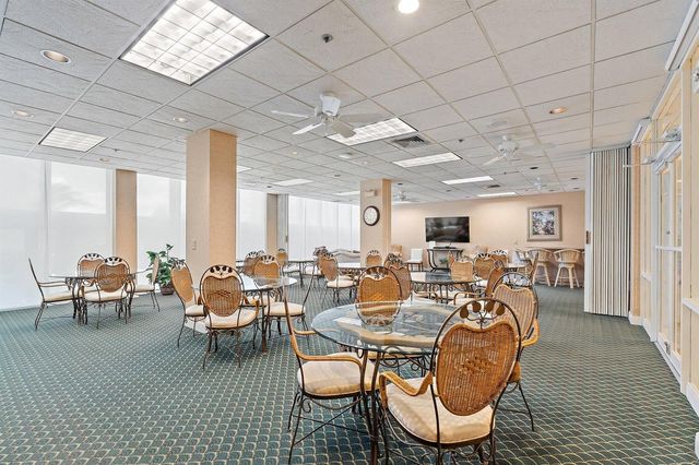 5440 N Ocean Drive 907, Singer Island, FL 33404
