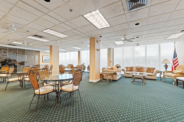 5440 N Ocean Drive 907, Singer Island, FL 33404