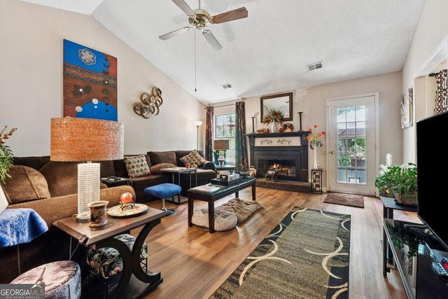 2080 Bankston Circle, Snellville, GA 30078