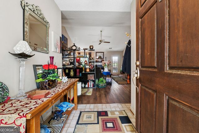 2080 Bankston Circle, Snellville, GA 30078
