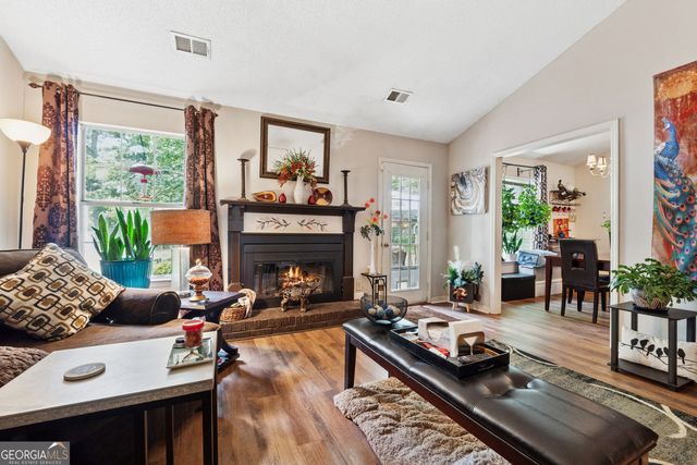 2080 Bankston Circle, Snellville, GA 30078