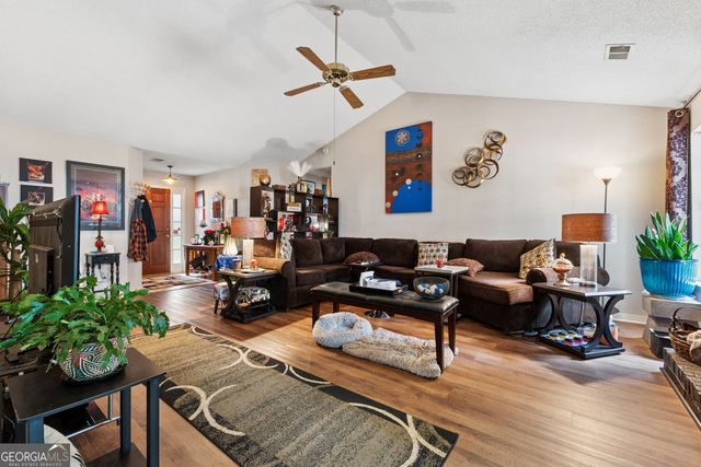 2080 Bankston Circle, Snellville, GA 30078
