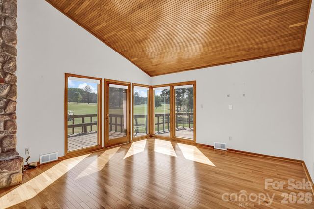 443 W Gleneagles Road, Statesville, NC 28625