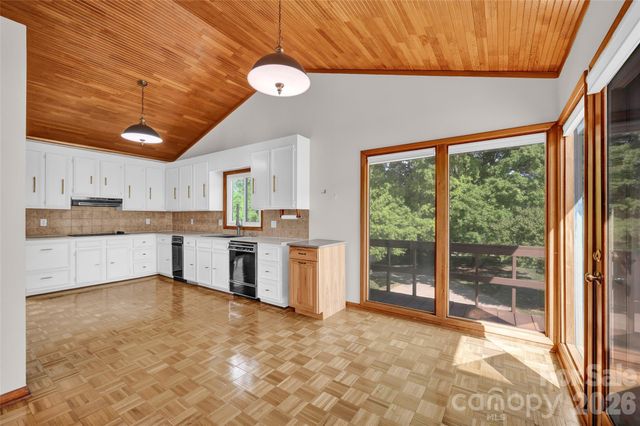 443 W Gleneagles Road, Statesville, NC 28625