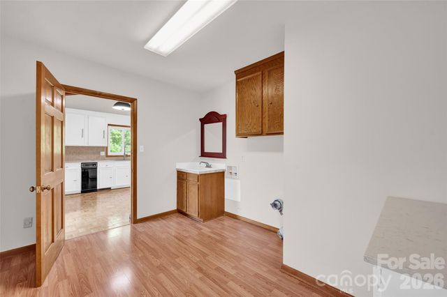 443 W Gleneagles Road, Statesville, NC 28625