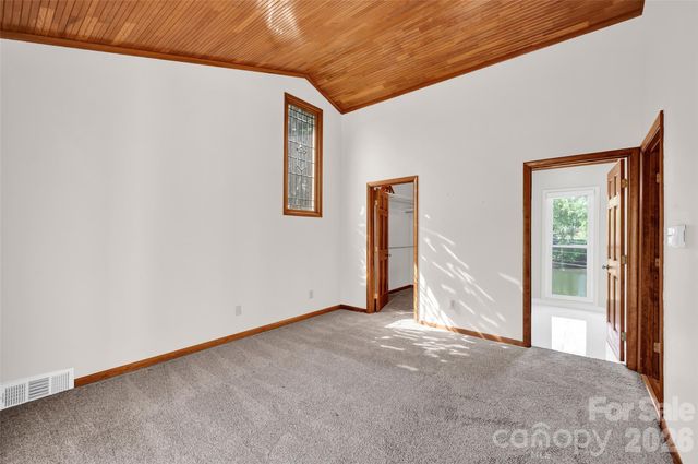 443 W Gleneagles Road, Statesville, NC 28625