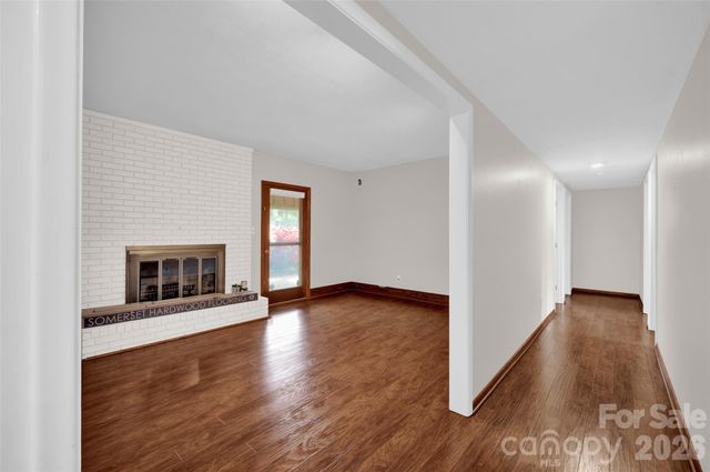 443 W Gleneagles Road, Statesville, NC 28625