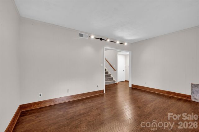 443 W Gleneagles Road, Statesville, NC 28625