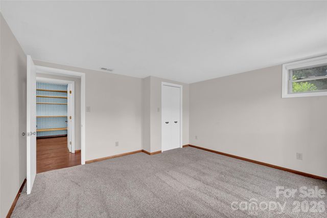 443 W Gleneagles Road, Statesville, NC 28625