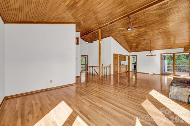 443 W Gleneagles Road, Statesville, NC 28625