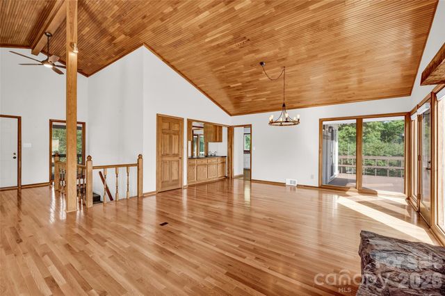 443 W Gleneagles Road, Statesville, NC 28625