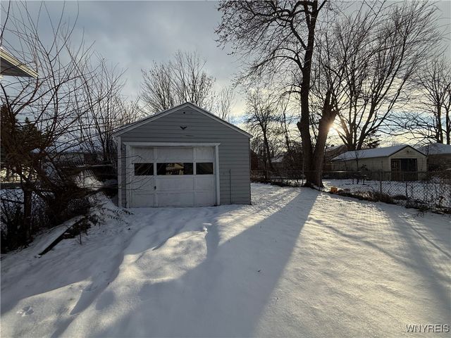 601 Minnesota Avenue, Buffalo, NY 14215